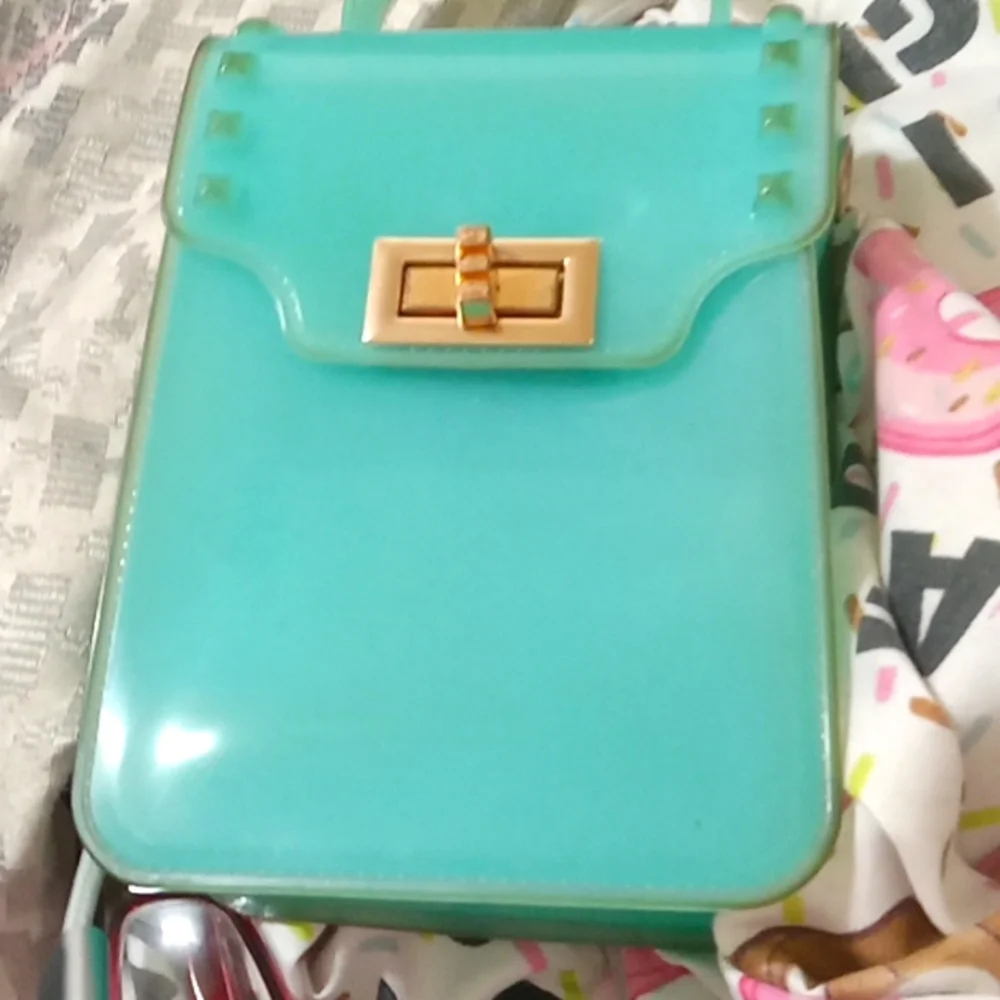 Purse - Picture 1 of 1
